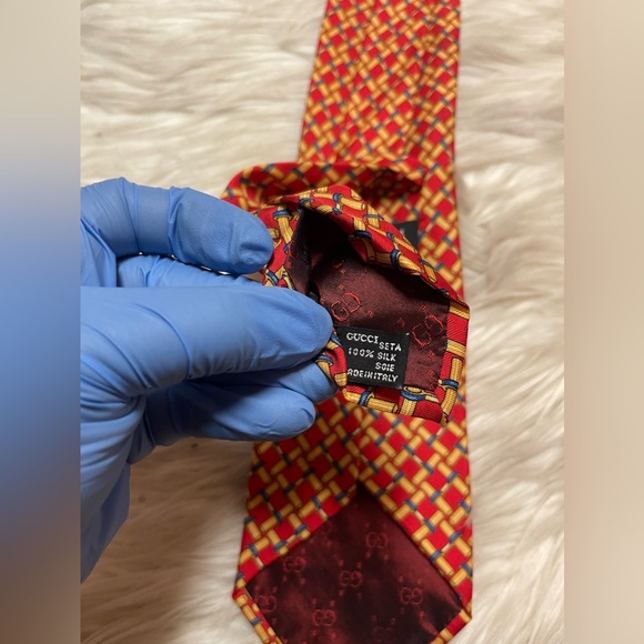 Gucci Silk Tiè - Picture 12 of 16